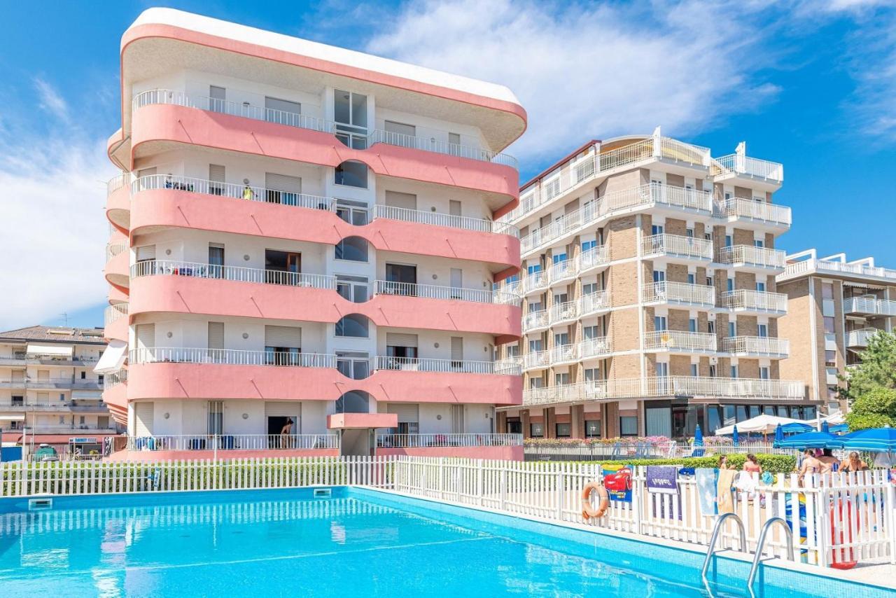 Apollo Apartment Lido di Jesolo Exterior foto